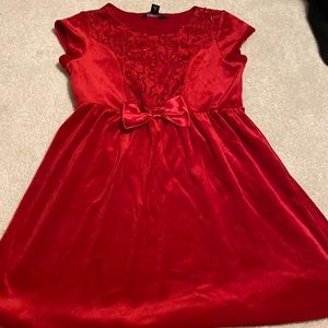 Velvet red dress gorgeous size 7 girls